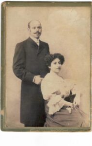 Каяне Сармакешева с мужем Константином Берберовым,1905 г. (из архива Кирилла Янкова)