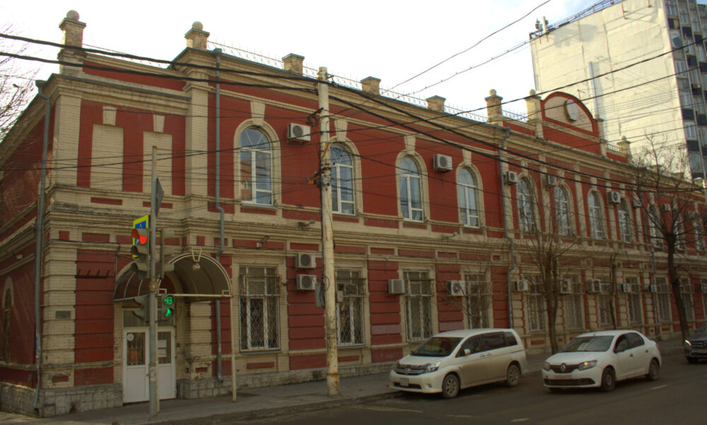 Дом № 52/32 по улице Мясникова